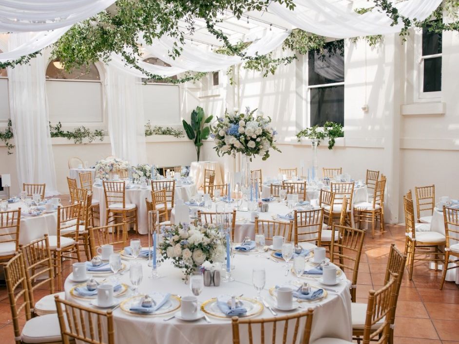 Hayes Mansion San Jose, Curio Collection by Hilton