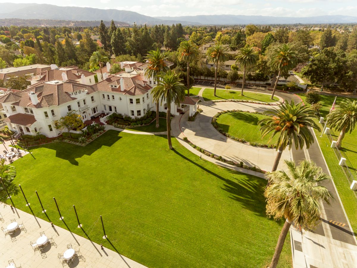 Hayes Mansion San Jose, Curio Collection by Hilton