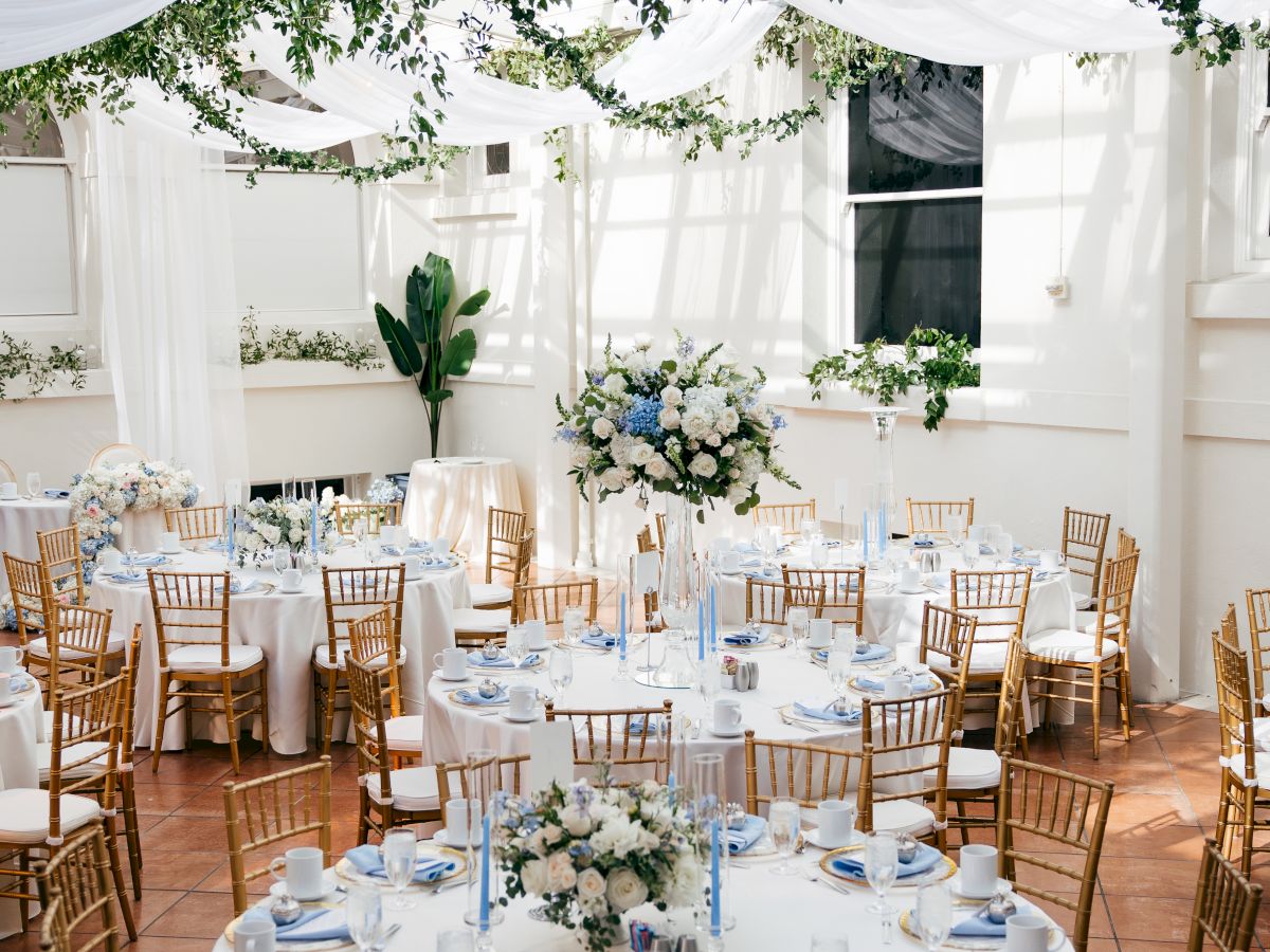 Hayes Mansion San Jose, Curio Collection by Hilton