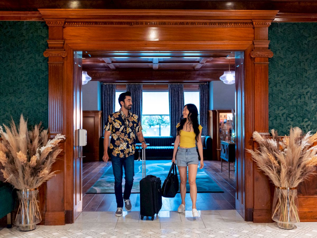 Hayes Mansion San Jose, Curio Collection by Hilton