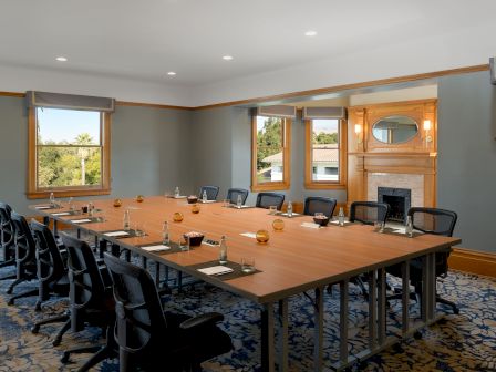 Hayes Mansion San Jose, Curio Collection by Hilton