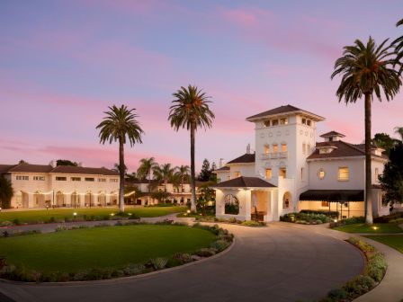Hayes Mansion San Jose, Curio Collection by Hilton