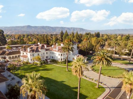 Hayes Mansion San Jose, Curio Collection by Hilton