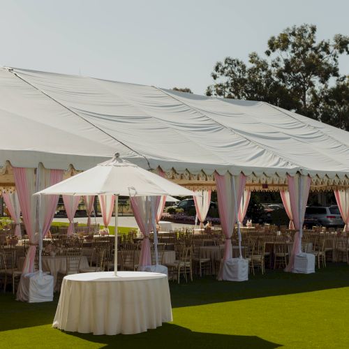 Hayes Mansion San Jose, Curio Collection by Hilton